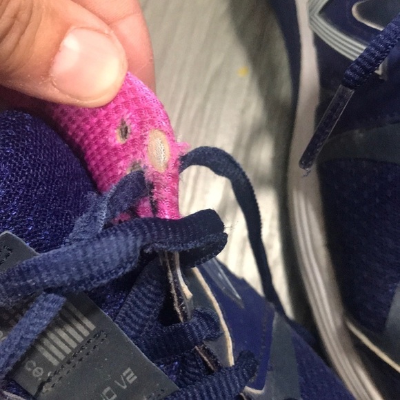 New Balance Performance/Motion Control Runners. Size 8.5 - Picture 6 of 10